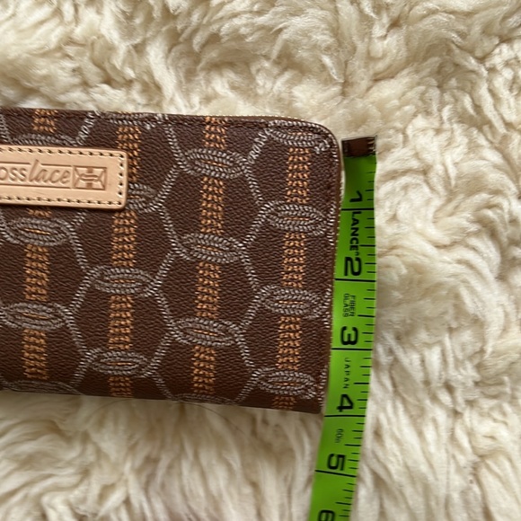 NWT Crosslace leather wristlet,lacrosse weave print leather and natural leather - Picture 9 of 11